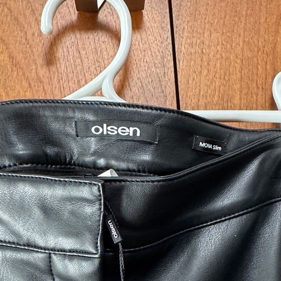 NWT Black Faux Leather Pants - Picture 5 of 11